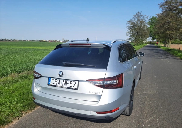 Skoda Superb cena 50900 przebieg: 299500, rok produkcji 2016 z Korfantów małe 154